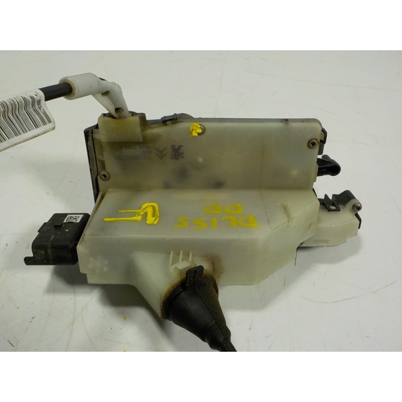 Recambio de cerradura puerta delantera derecha para peugeot 208 1.6 blue-hdi fap referencia OEM IAM 9812500780 9812500780 