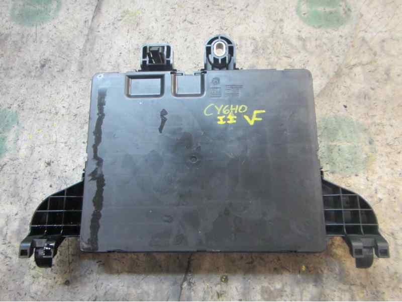 Recambio de caja reles / fusibles para opel insignia berlina excellence referencia OEM IAM 22737764 22737764 