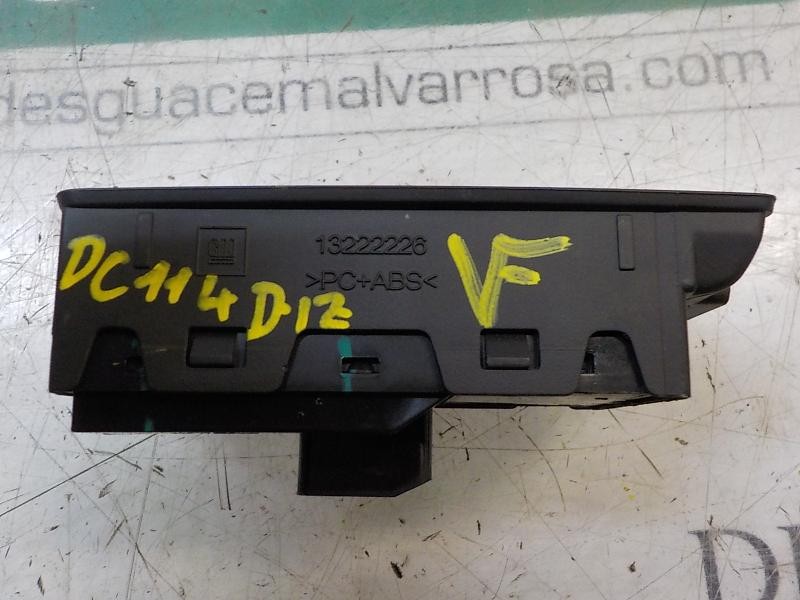 Recambio de mando elevalunas delantero izquierdo para opel insignia berlina 2.0 16v cdti referencia OEM IAM   