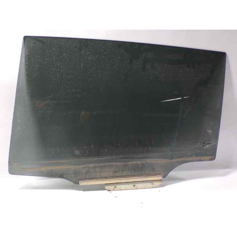 Recambio de cristal puerta trasero izquierdo para toyota verso 1.6 d-4d cat referencia OEM IAM 681040F040  