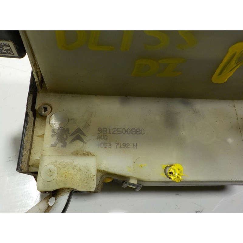 Recambio de cerradura puerta delantera izquierda para peugeot 208 1.6 blue-hdi fap referencia OEM IAM 9812500880 9812500880 