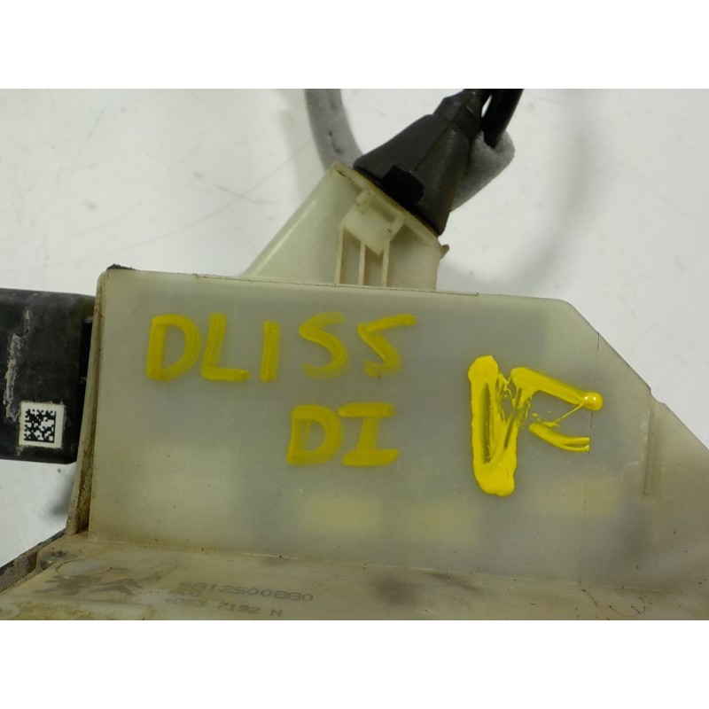 Recambio de cerradura puerta delantera izquierda para peugeot 208 1.6 blue-hdi fap referencia OEM IAM 9812500880 9812500880 