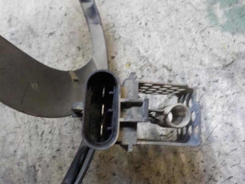 Recambio de electroventilador para opel zafira a 2.0 dti referencia OEM IAM   