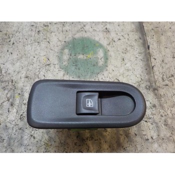 MANDO ELEVALUNAS TRASERO IZQUIERDO 254217475R 