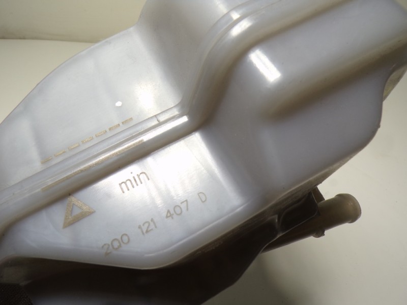 Recambio de deposito expansion para audi a1 sportback (gba) 1.0 tfsi referencia OEM IAM 2Q0121407D 2Q0121407D 