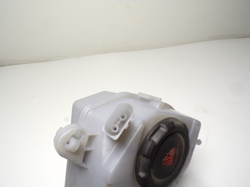 Recambio de deposito expansion para audi a1 sportback (gba) 1.0 tfsi referencia OEM IAM 2Q0121407D 2Q0121407D 