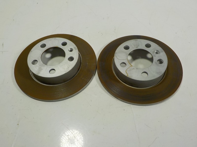 Recambio de disco freno trasero para audi a1 sportback (gba) 1.0 tfsi referencia OEM IAM 2Q0615601H  