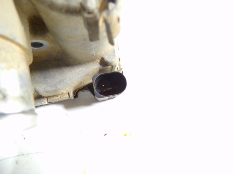 Recambio de caja mariposa para ford fiesta (cb1) 1.25 16v cat referencia OEM IAM   