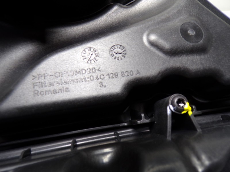 Recambio de filtro aire para audi a1 sportback (gba) 1.0 tfsi referencia OEM IAM 04C129601M 04C129620A 