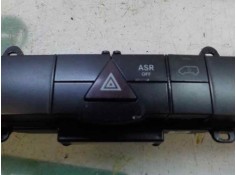 Recambio de warning para mercedes-benz sprinterii caja cerrada (desde 01.06) 2.1 cdi cat referencia OEM IAM A9068701210 A9068700 2