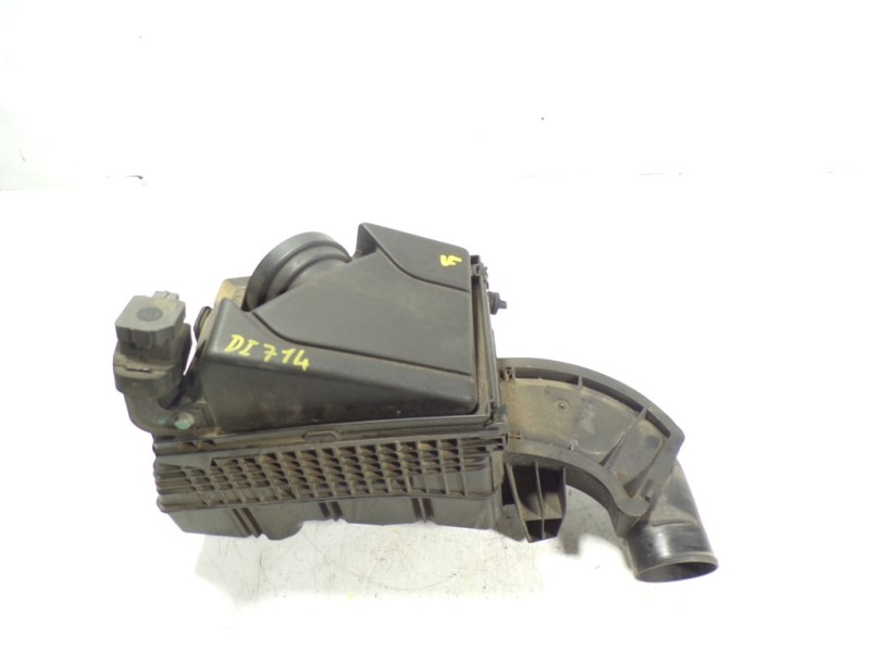 Recambio de filtro aire para renault latitude 2.0 dci diesel fap referencia OEM IAM 8200545836  