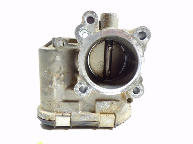 Recambio de caja mariposa para ford fiesta (cb1) 1.25 16v cat referencia OEM IAM   