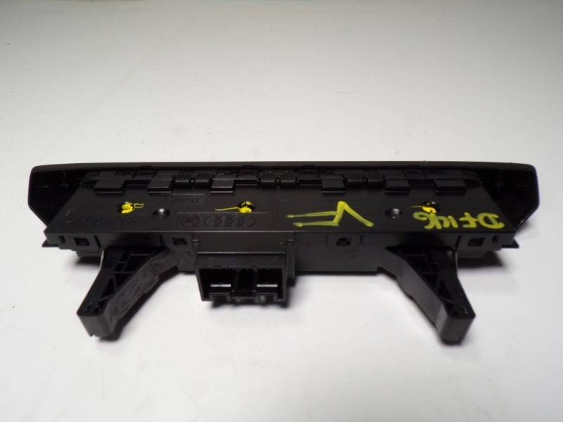 Recambio de warning para audi a1 sportback (gba) 1.0 tfsi referencia OEM IAM 82A925301AA 82A925301AE 