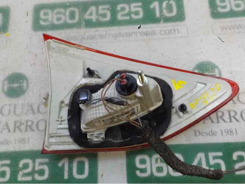 Recambio de piloto trasero derecho interior para ford kuga (cbs) titanium referencia OEM IAM 1938131 CV4413A602BG 