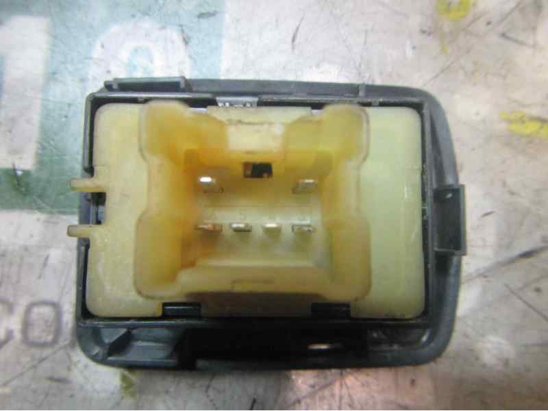 Recambio de mando elevalunas delantero derecho para renault kangoo furgón professional referencia OEM IAM   