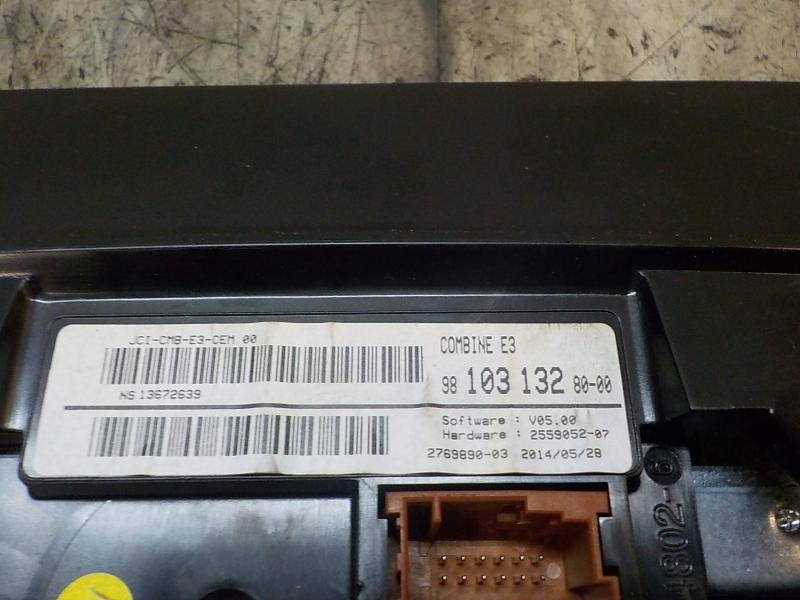 Recambio de cuadro instrumentos para citroën c4 cactus 1.2 12v vti referencia OEM IAM 9810313280  