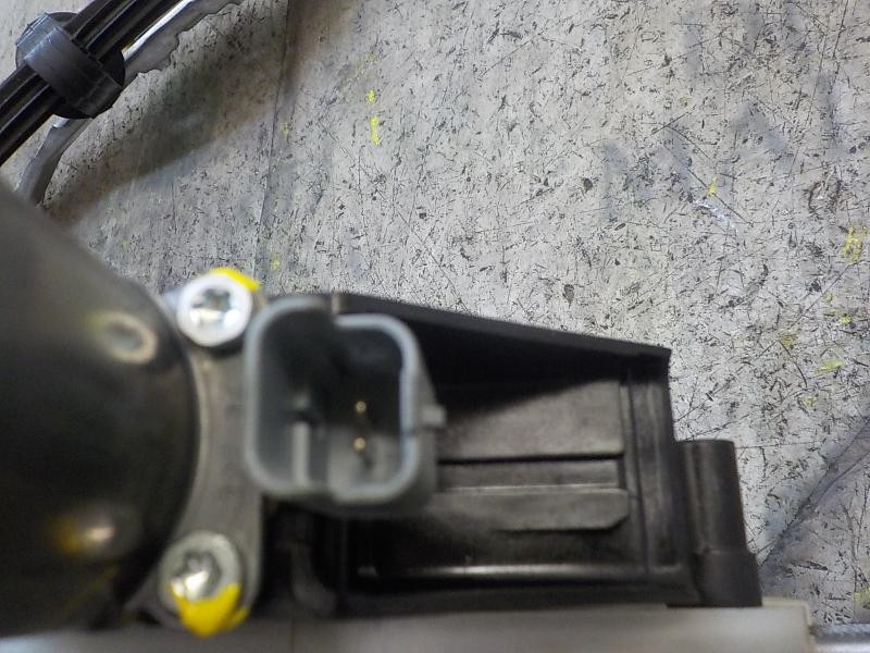 Recambio de elevalunas delantero izquierdo para citroën c4 cactus 1.2 12v vti referencia OEM IAM 9810287780  