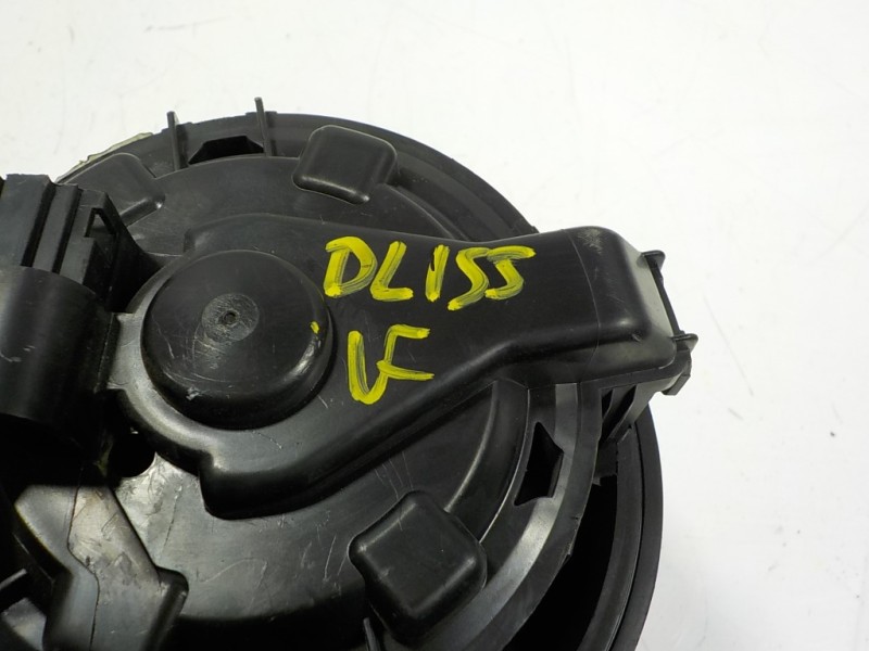 Recambio de motor calefaccion para peugeot 208 1.6 blue-hdi fap referencia OEM IAM 1608182080 T1013140A 