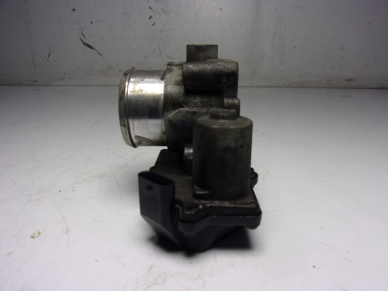 Recambio de caja mariposa para hyundai ix35 1.7 crdi cat referencia OEM IAM 351002A900 351002A900 