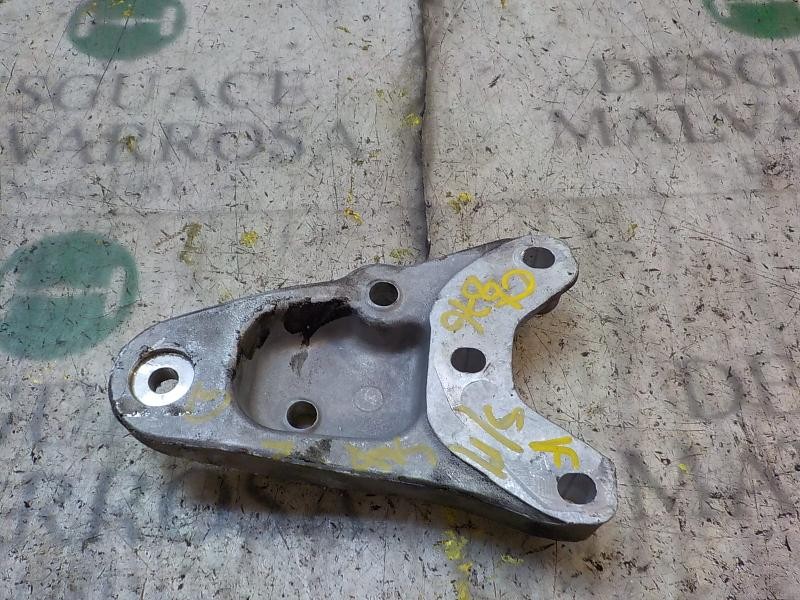 Recambio de soporte motor derecho para skoda fabia (5j2 ) 1.2 12v referencia OEM IAM   