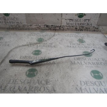 BRAZO LIMPIA DELANTERO DERECHO 