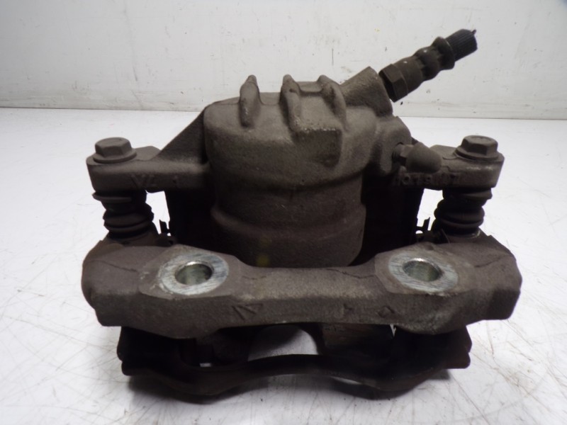 Recambio de pinza freno delantera derecha para peugeot 208 1.6 blue-hdi fap referencia OEM IAM 4400R7 9805497780 