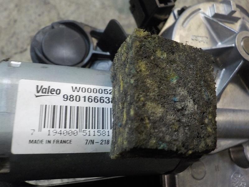 Recambio de motor limpia trasero para citroën c4 cactus 1.2 12v vti referencia OEM IAM 9801666380  