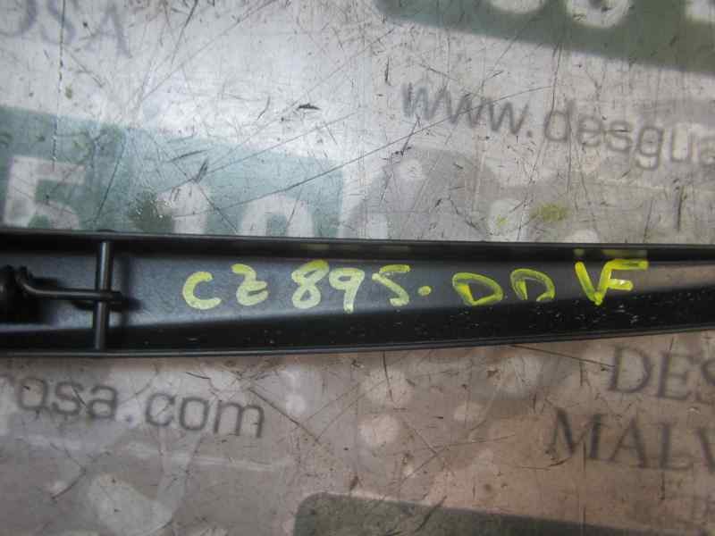 Recambio de brazo limpia delantero derecho para toyota auris 1.4 turbodiesel cat referencia OEM IAM 8521102181  