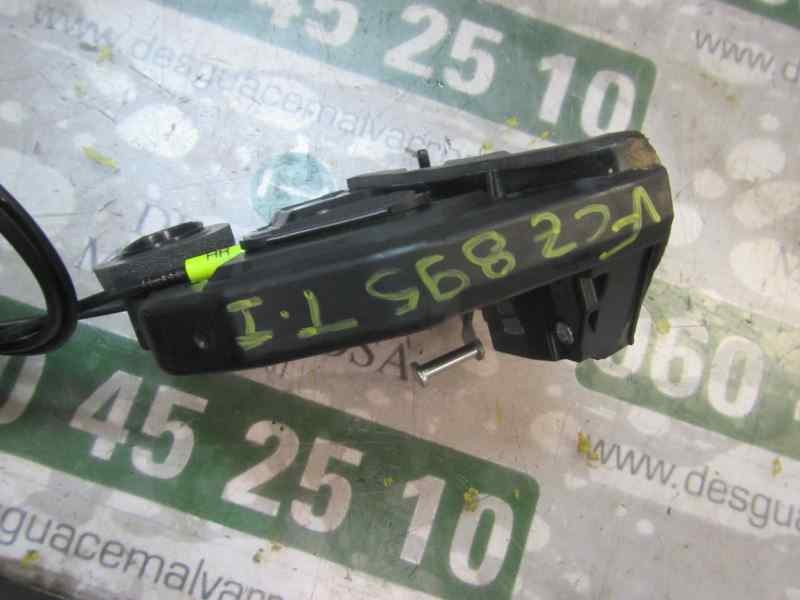 Recambio de cerradura puerta trasera izquierda para toyota auris 1.4 turbodiesel cat referencia OEM IAM 6906002170  