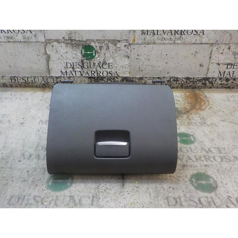 Recambio de guantera para ford focus lim. (cb4) 1.6 tdci cat referencia OEM IAM 1502336  