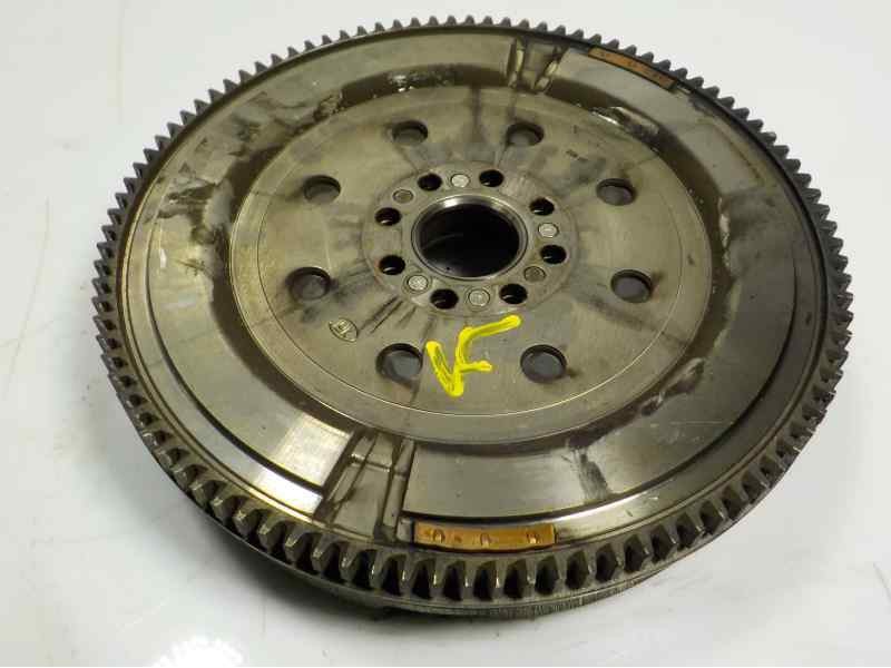 Recambio de volante motor para toyota auris 2.0 d-4d cat referencia OEM IAM   