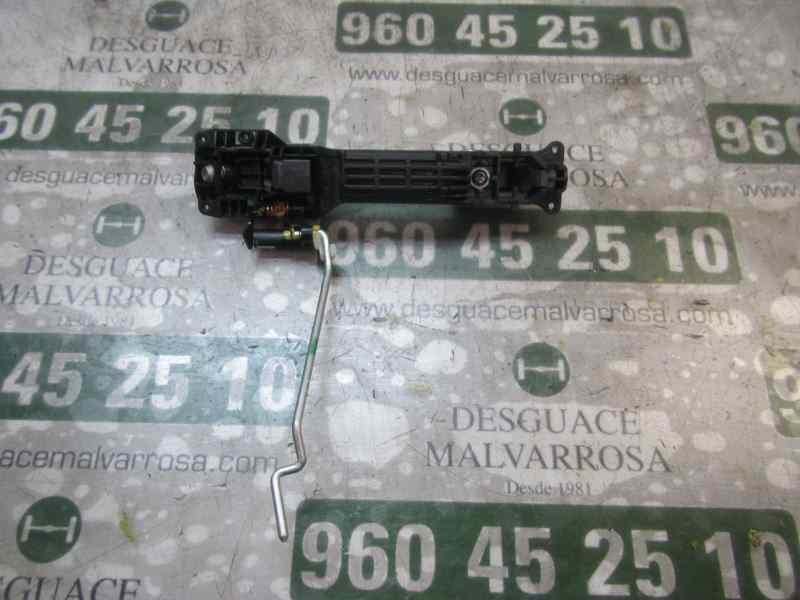 Recambio de maneta exterior delantera derecha para toyota auris 1.4 turbodiesel cat referencia OEM IAM 692110D901  