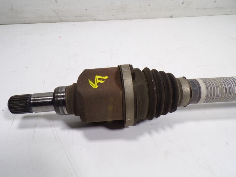 Recambio de transmision derecha para peugeot 208 1.6 blue-hdi fap referencia OEM IAM 9816028680 9816028680 