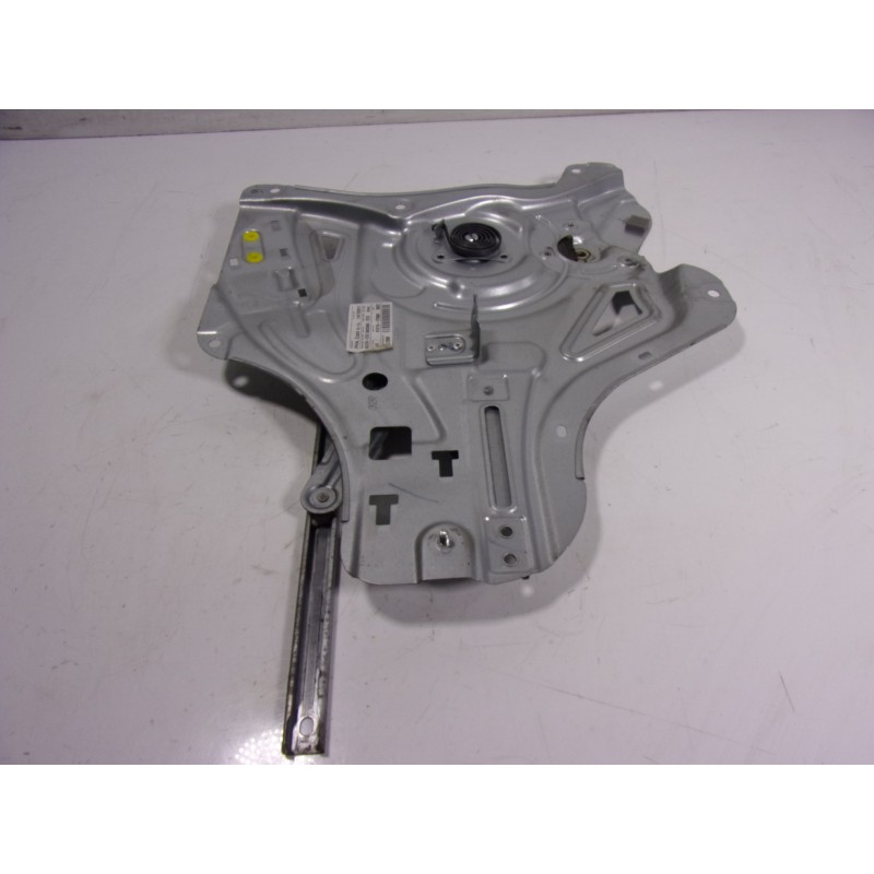 Recambio de elevalunas delantero izquierdo para hyundai ix35 1.7 crdi cat referencia OEM IAM 824012Y000 824702Y010 