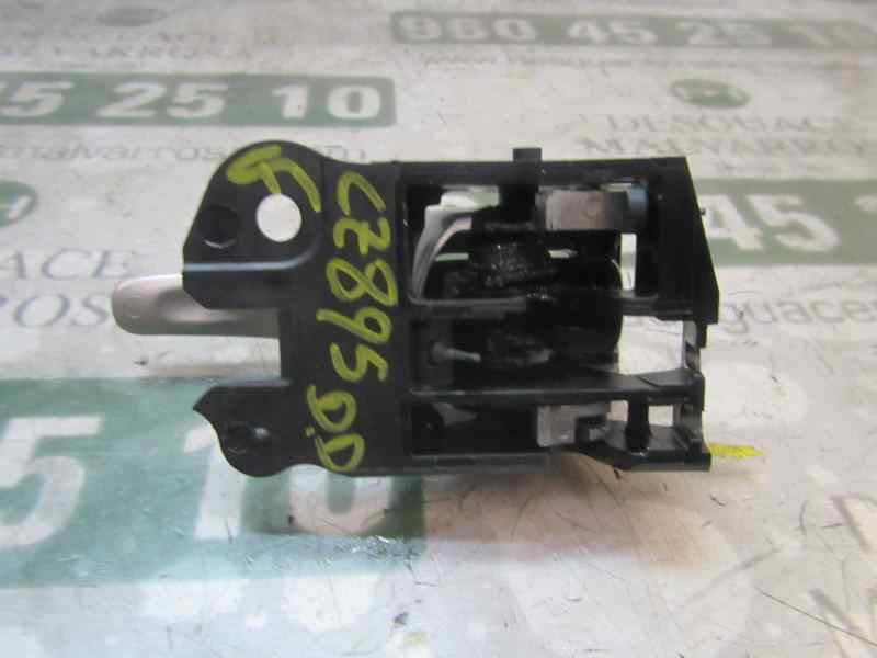 Recambio de maneta interior delantera derecha para toyota auris 1.4 turbodiesel cat referencia OEM IAM 6920502120B3  