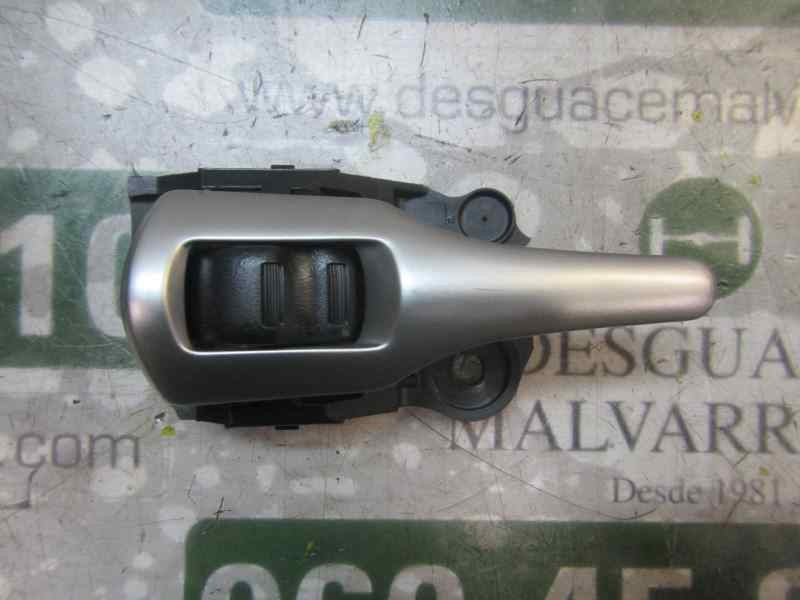 Recambio de maneta interior trasera izquierda para toyota auris 1.4 turbodiesel cat referencia OEM IAM 6920602120B3  
