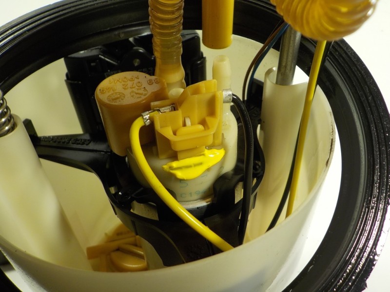 Recambio de aforador para volkswagen golf vi (5k1) gtd referencia OEM IAM 1K0919050AB 1K0919050AB 