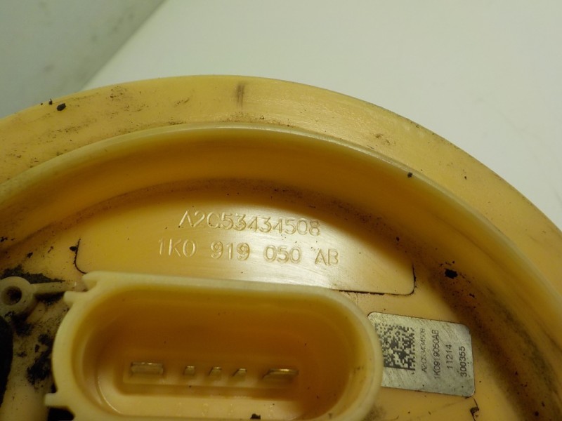 Recambio de aforador para volkswagen golf vi (5k1) gtd referencia OEM IAM 1K0919050AB 1K0919050AB 