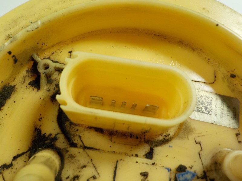 Recambio de aforador para volkswagen golf vi (5k1) gtd referencia OEM IAM 1K0919050AB 1K0919050AB 