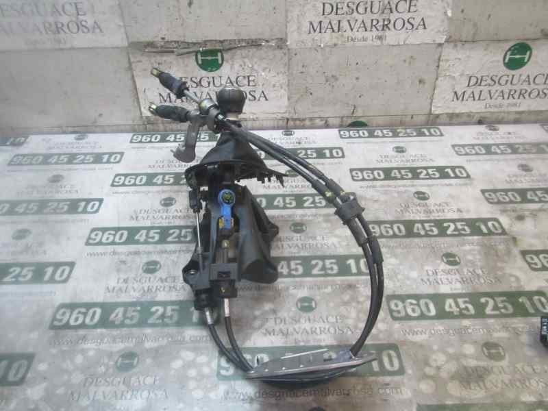Recambio de palanca cambio para toyota auris 1.4 turbodiesel cat referencia OEM IAM 3353002240  