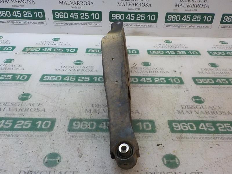 Recambio de brazo suspension inferior trasero izquierdo para volkswagen golf vi (5k1) rabbit bluemotion referencia OEM IAM 1K050