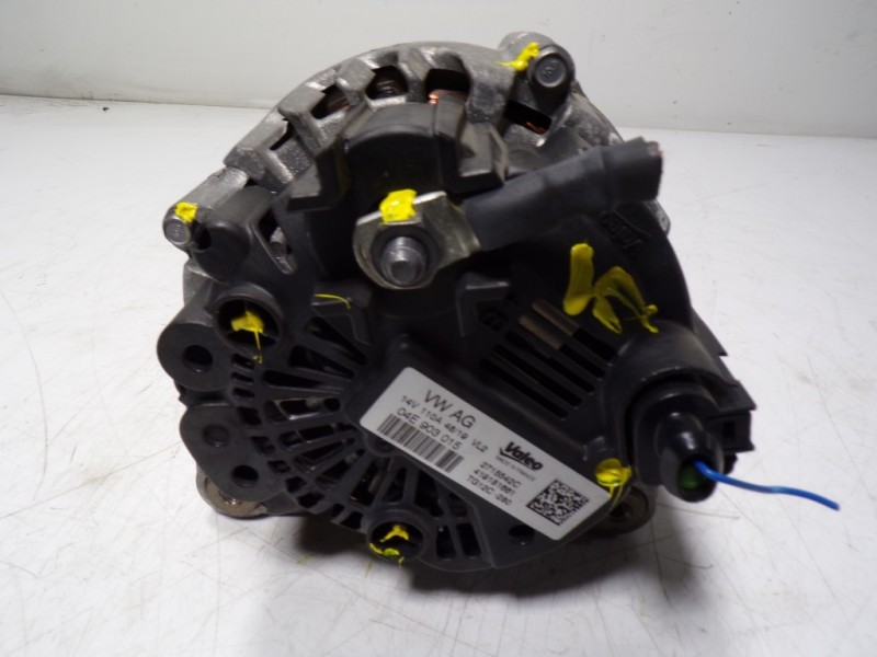 Recambio de alternador para audi a1 sportback (gba) 1.0 tfsi referencia OEM IAM 04E903015 04E903015 