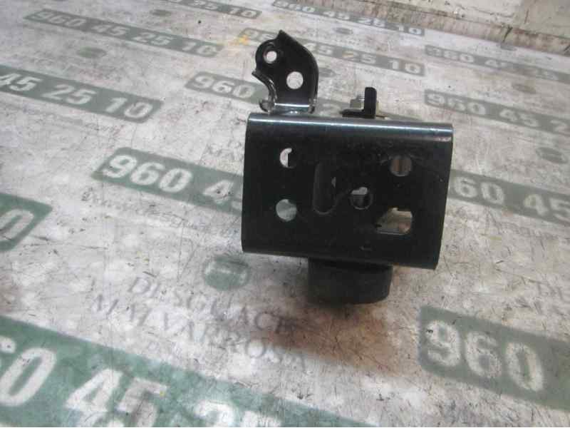 Recambio de soporte cambio para toyota auris 1.4 turbodiesel cat referencia OEM IAM 123610D180  