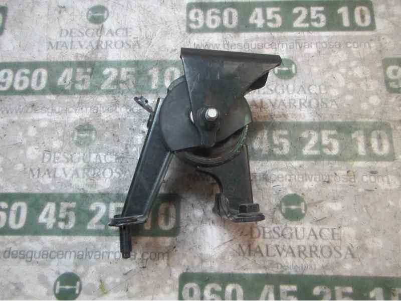 Recambio de soporte cambio para toyota auris 1.4 turbodiesel cat referencia OEM IAM 123710D180  