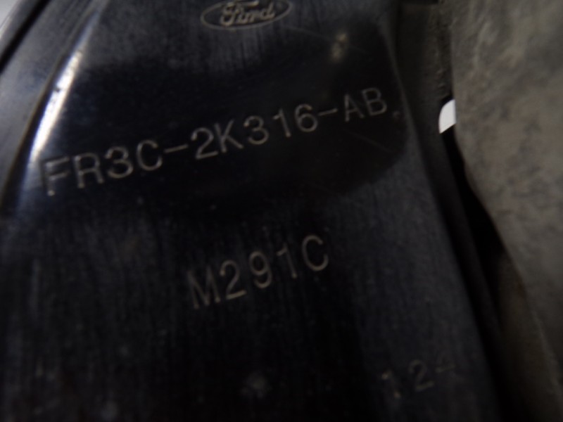 Recambio de mangueta trasera derecha para ford mustang 2.3 ecoboost cat referencia OEM IAM 2376812 FR3C2K316AB 