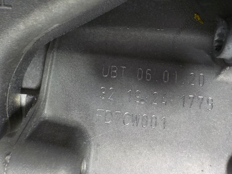 Recambio de caja cambios para audi a1 sportback (gba) 1.0 tfsi referencia OEM IAM 0CW300050D00F UBT 