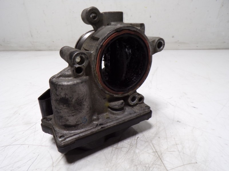 Recambio de caja mariposa para volkswagen golf vi (5k1) gtd referencia OEM IAM 03L128063AC 03L128063R 