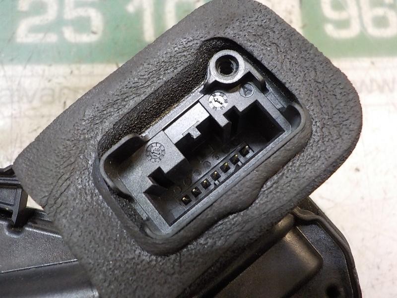 Recambio de cerradura puerta trasera derecha para skoda octavia combi (5e5) style referencia OEM IAM 5E0839016A 5E0839016A 