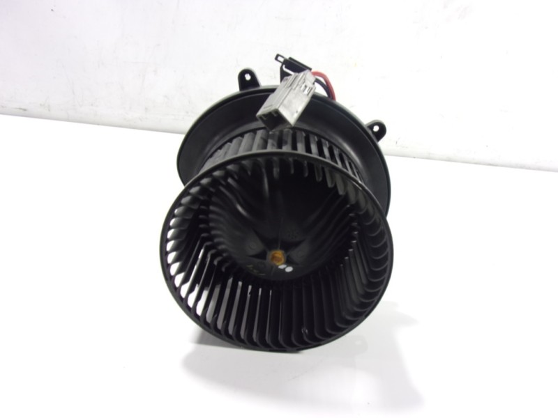 Recambio de motor calefaccion para ford mustang 2.3 ecoboost cat referencia OEM IAM 2163090  