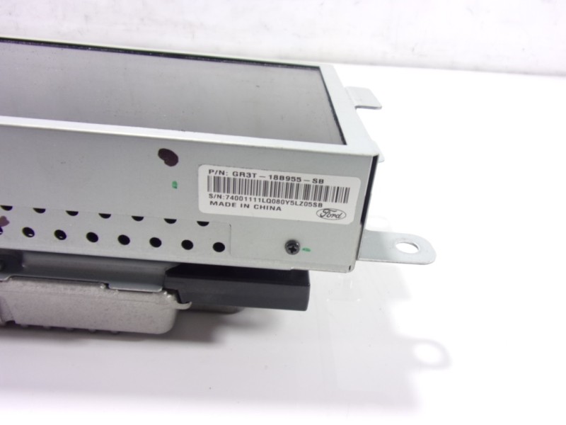 Recambio de pantalla multifuncion para ford mustang 2.3 ecoboost cat referencia OEM IAM 1925017 HR3T14G370KFA 